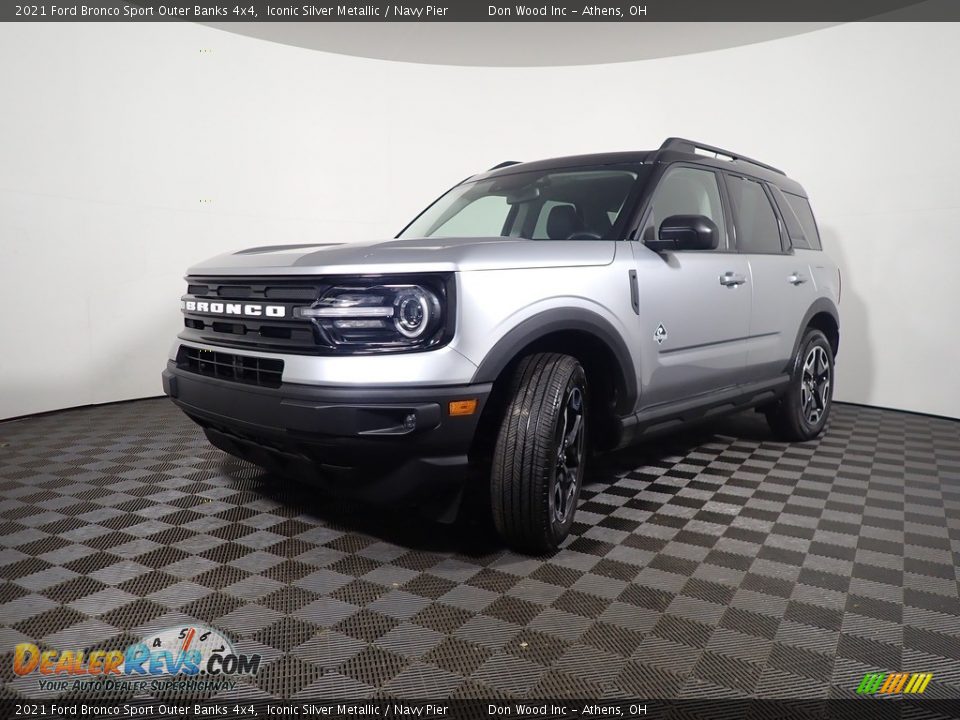 2021 Ford Bronco Sport Outer Banks 4x4 Iconic Silver Metallic / Navy Pier Photo #7
