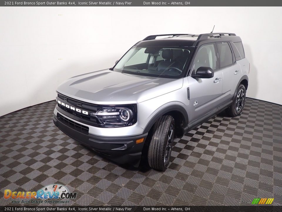 2021 Ford Bronco Sport Outer Banks 4x4 Iconic Silver Metallic / Navy Pier Photo #8