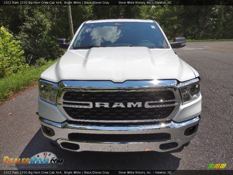 2022 Ram 1500 Big Horn Crew Cab 4x4 Bright White / Black/Diesel Gray Photo #3