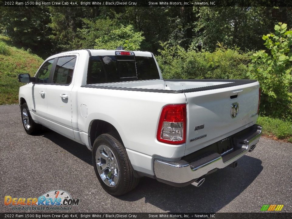 2022 Ram 1500 Big Horn Crew Cab 4x4 Bright White / Black/Diesel Gray Photo #9