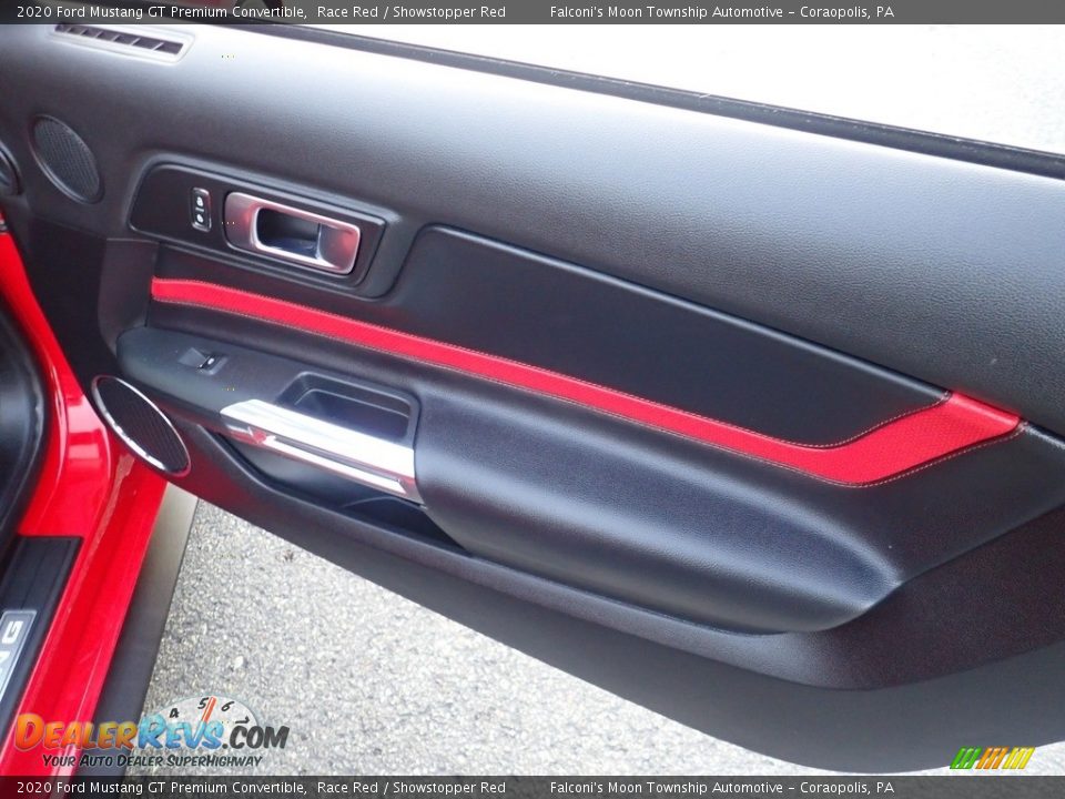 Door Panel of 2020 Ford Mustang GT Premium Convertible Photo #16