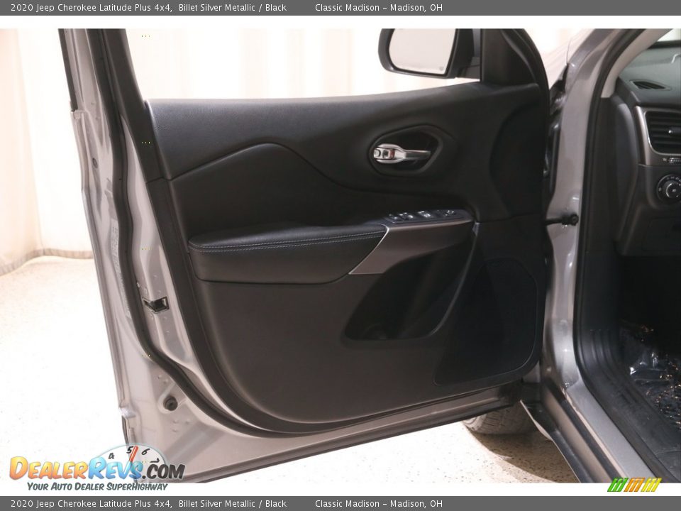 2020 Jeep Cherokee Latitude Plus 4x4 Billet Silver Metallic / Black Photo #4