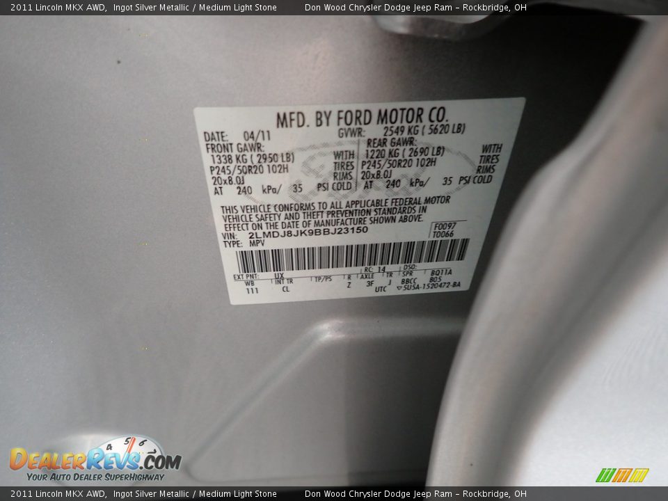 2011 Lincoln MKX AWD Ingot Silver Metallic / Medium Light Stone Photo #32