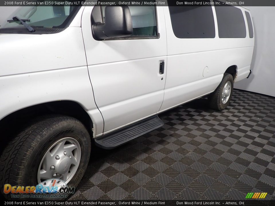 2008 Ford E Series Van E350 Super Duty XLT Extended Passenger Oxford White / Medium Flint Photo #9