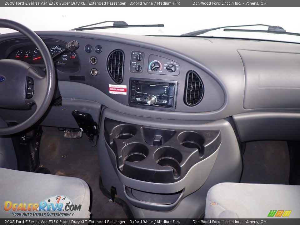 Dashboard of 2008 Ford E Series Van E350 Super Duty XLT Extended Passenger Photo #19