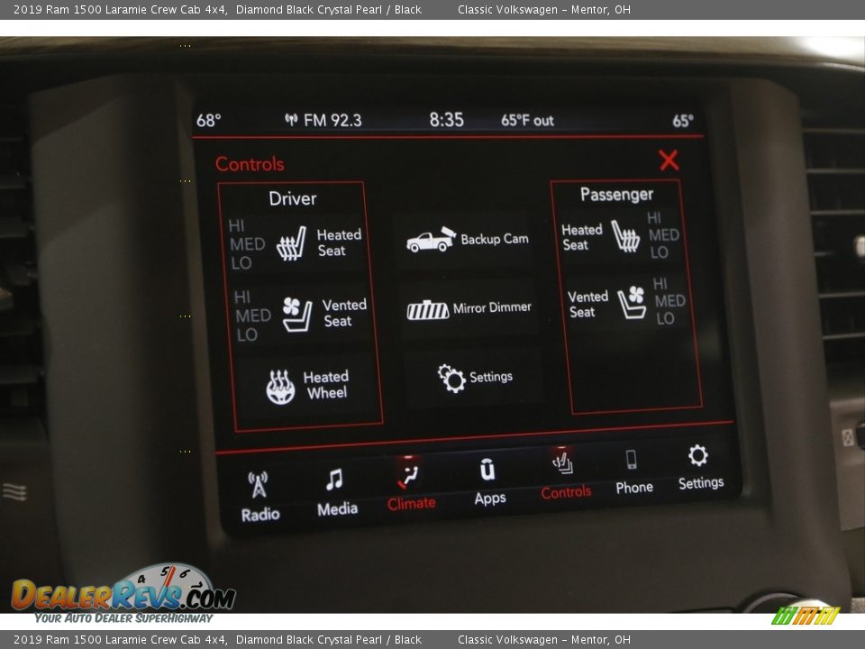 2019 Ram 1500 Laramie Crew Cab 4x4 Diamond Black Crystal Pearl / Black Photo #12