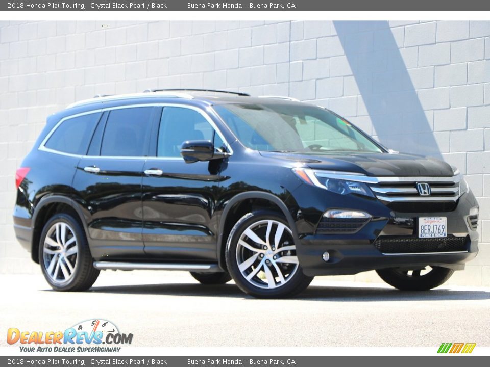 2018 Honda Pilot Touring Crystal Black Pearl / Black Photo #2