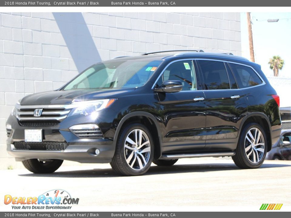 2018 Honda Pilot Touring Crystal Black Pearl / Black Photo #10