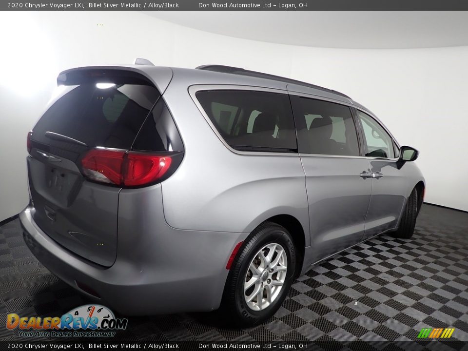 2020 Chrysler Voyager LXi Billet Silver Metallic / Alloy/Black Photo #10
