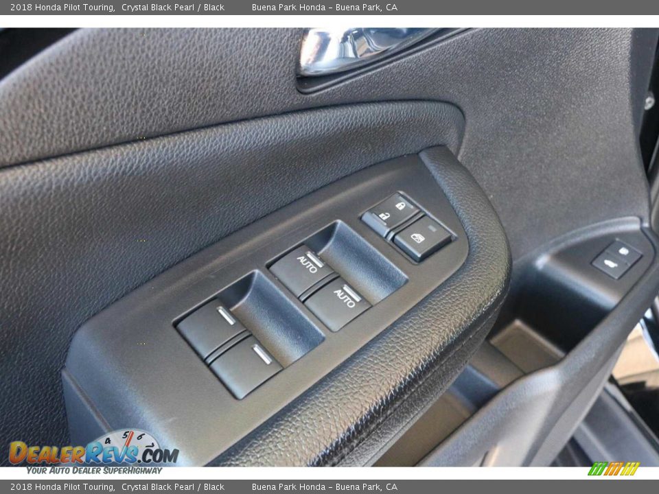 Door Panel of 2018 Honda Pilot Touring Photo #14