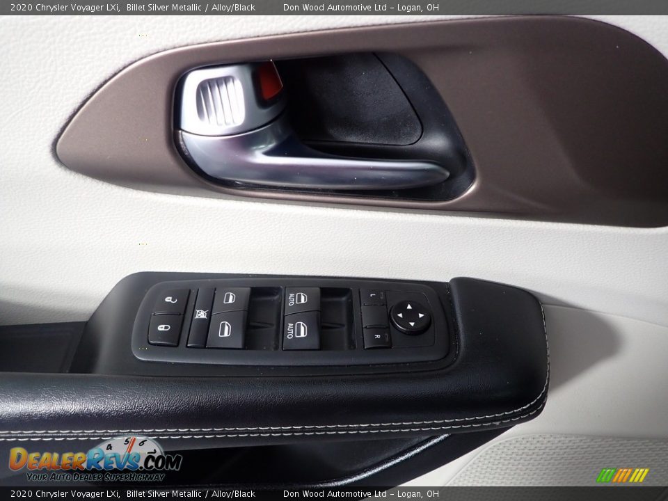 2020 Chrysler Voyager LXi Billet Silver Metallic / Alloy/Black Photo #12