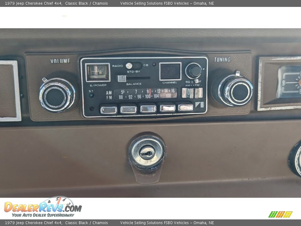 Audio System of 1979 Jeep Cherokee Chief 4x4 Photo #14