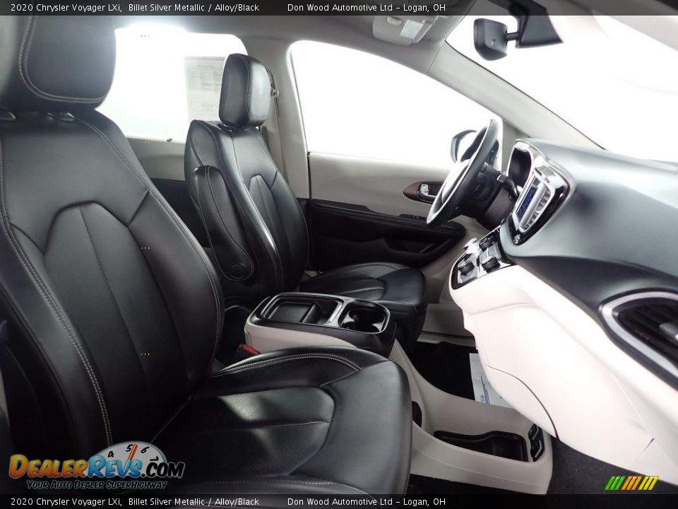 2020 Chrysler Voyager LXi Billet Silver Metallic / Alloy/Black Photo #27