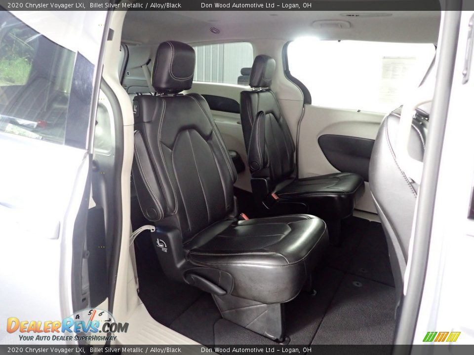 2020 Chrysler Voyager LXi Billet Silver Metallic / Alloy/Black Photo #28