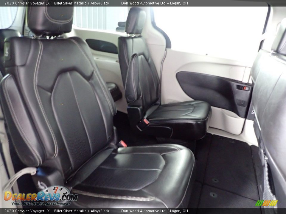 2020 Chrysler Voyager LXi Billet Silver Metallic / Alloy/Black Photo #29