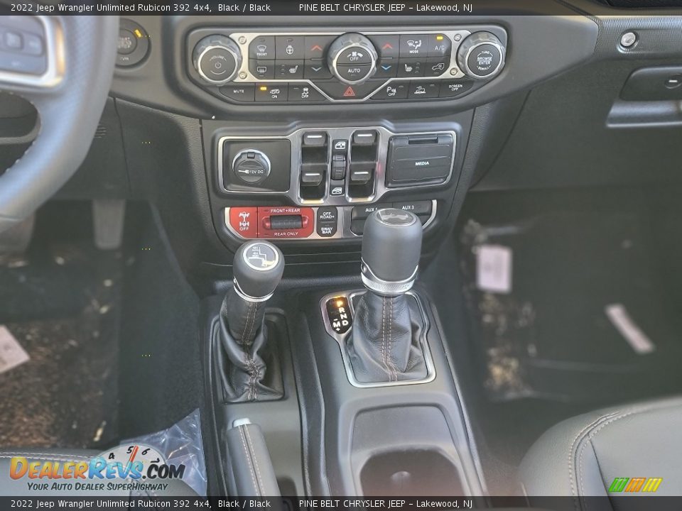 2022 Jeep Wrangler Unlimited Rubicon 392 4x4 Shifter Photo #11