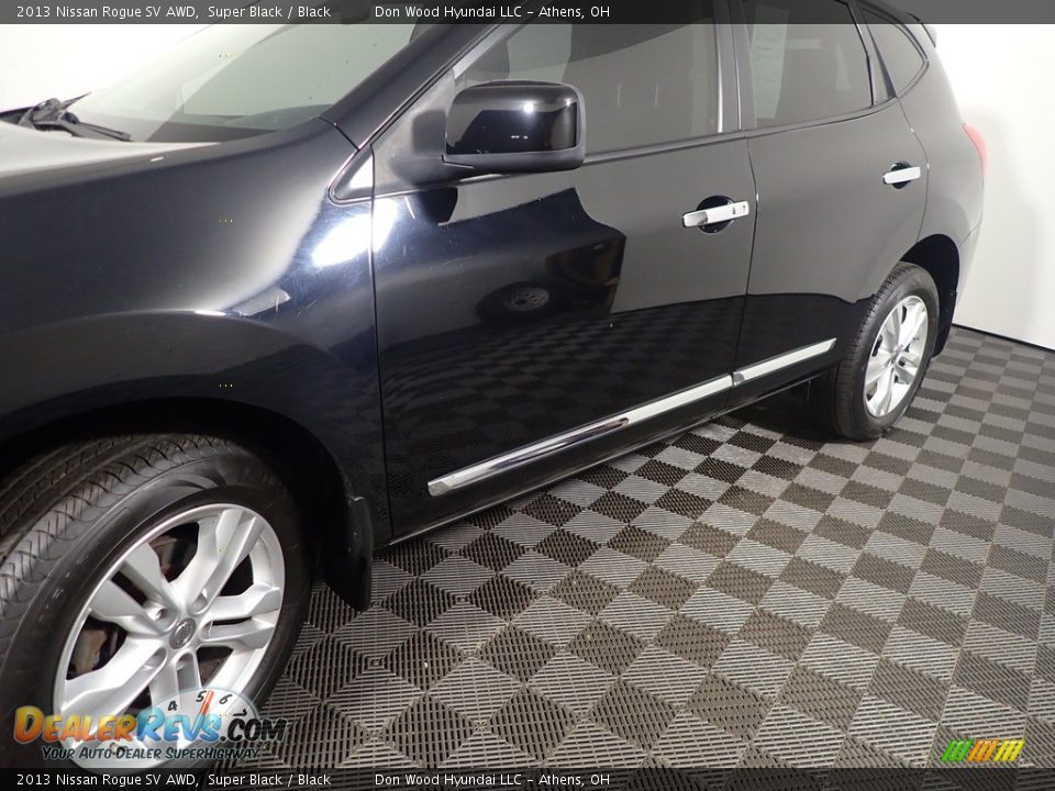 2013 Nissan Rogue SV AWD Super Black / Black Photo #10