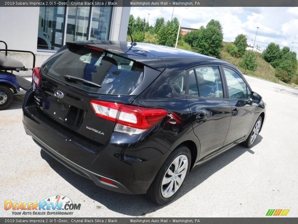 2019 Subaru Impreza 2.0i 5-Door Crystal Black Silica / Black Photo #10