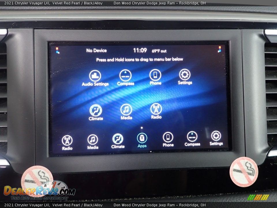 2021 Chrysler Voyager LXI Velvet Red Pearl / Black/Alloy Photo #2