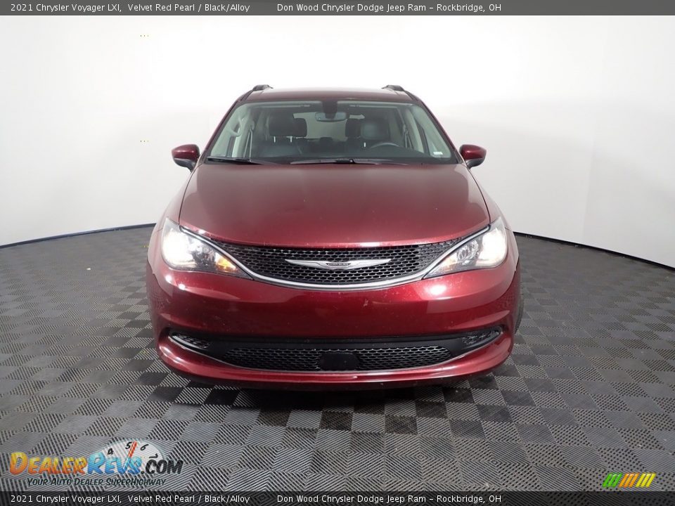 2021 Chrysler Voyager LXI Velvet Red Pearl / Black/Alloy Photo #4
