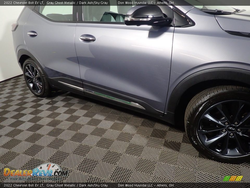 2022 Chevrolet Bolt EV LT Gray Ghost Metallic / Dark Ash/Sky Gray Photo #5