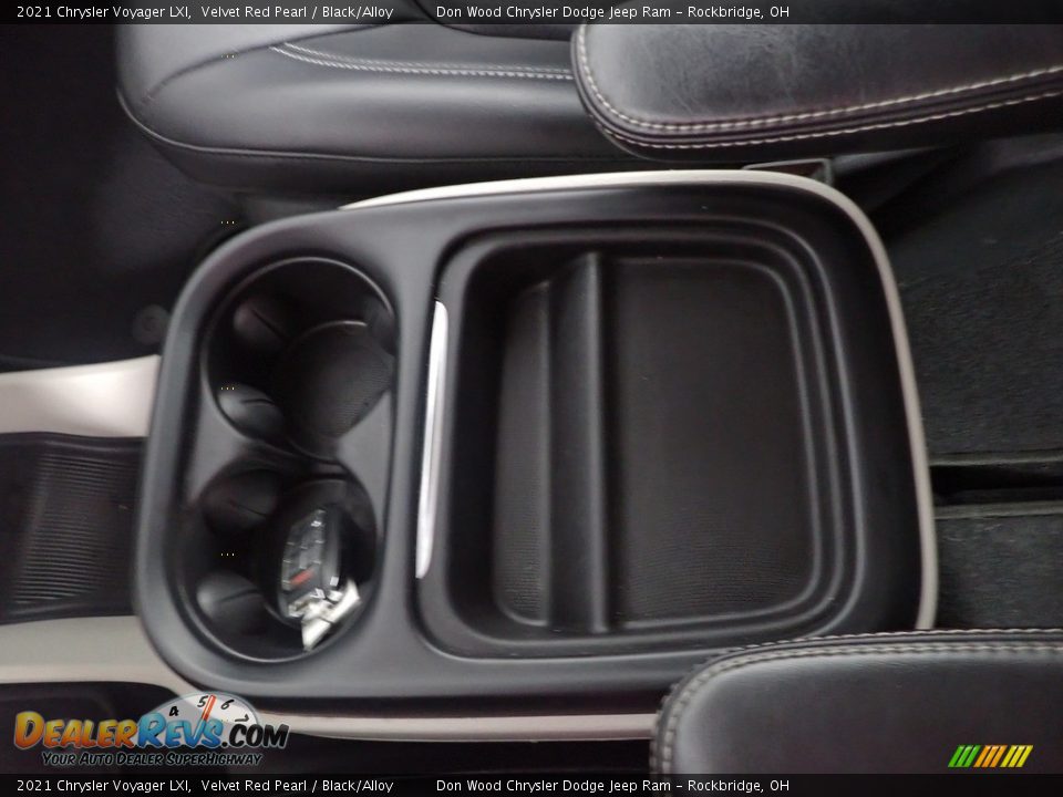 2021 Chrysler Voyager LXI Velvet Red Pearl / Black/Alloy Photo #20