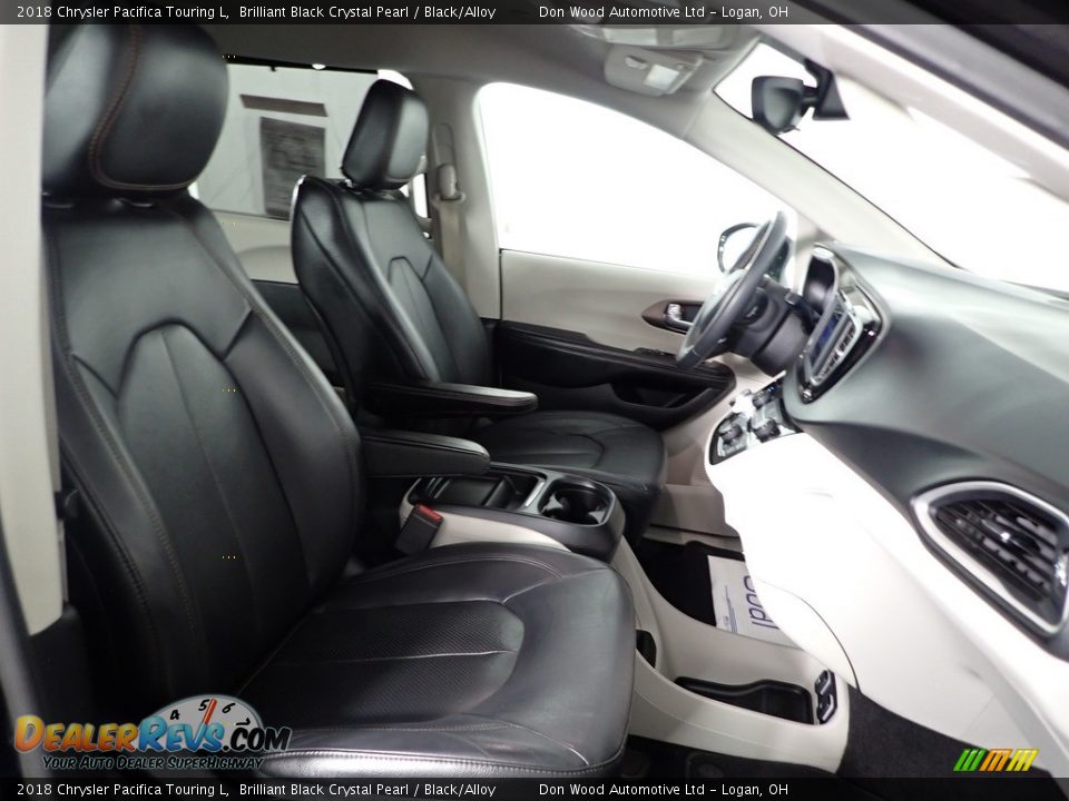 2018 Chrysler Pacifica Touring L Brilliant Black Crystal Pearl / Black/Alloy Photo #27