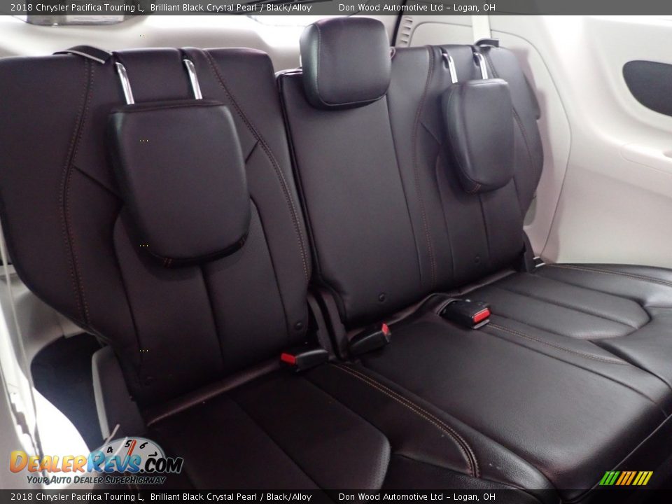 2018 Chrysler Pacifica Touring L Brilliant Black Crystal Pearl / Black/Alloy Photo #30