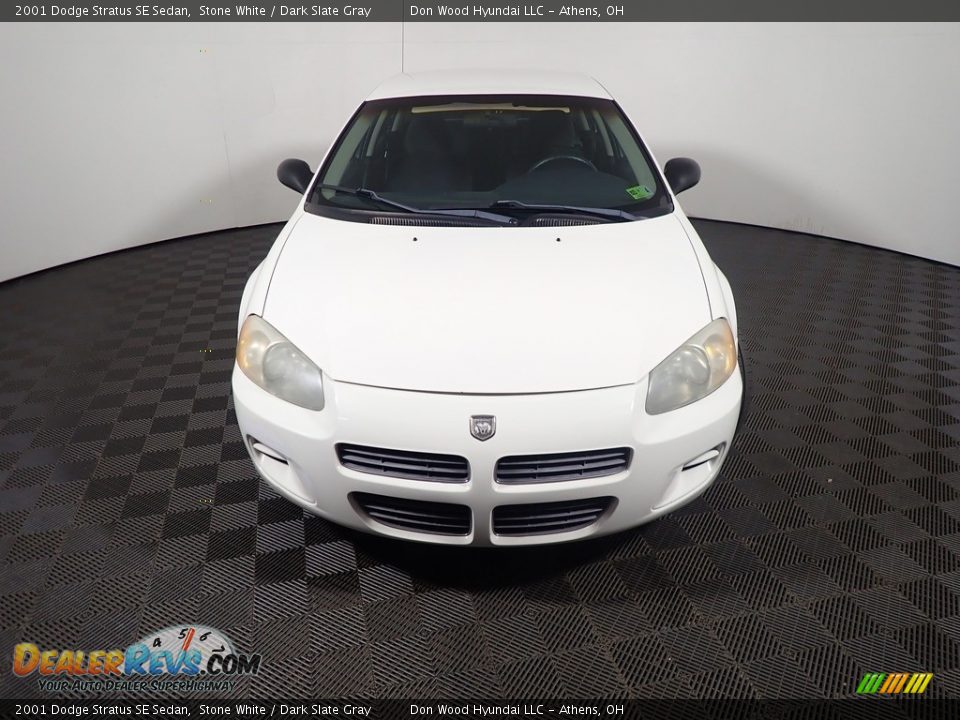 2001 Dodge Stratus SE Sedan Stone White / Dark Slate Gray Photo #3