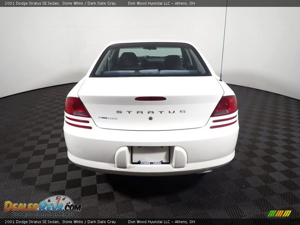 2001 Dodge Stratus SE Sedan Stone White / Dark Slate Gray Photo #10