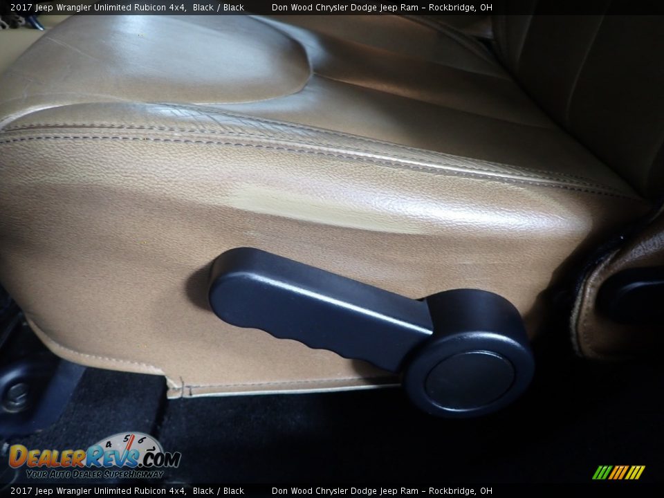 2017 Jeep Wrangler Unlimited Rubicon 4x4 Black / Black Photo #15