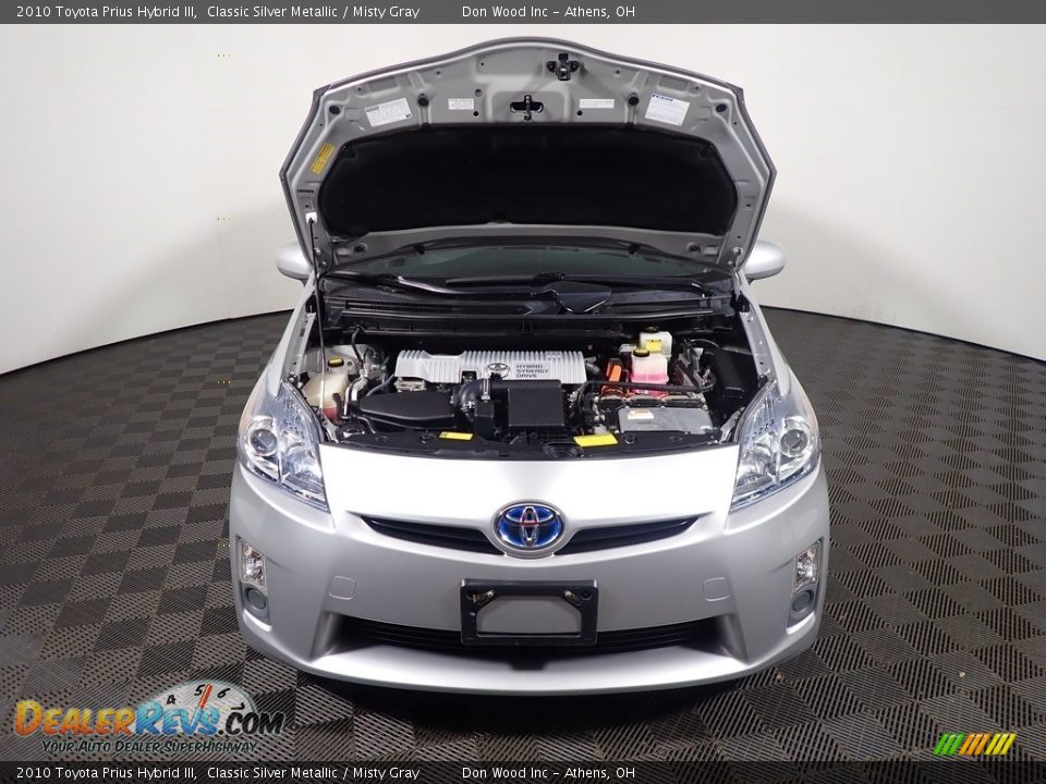2010 Toyota Prius Hybrid III Classic Silver Metallic / Misty Gray Photo #6