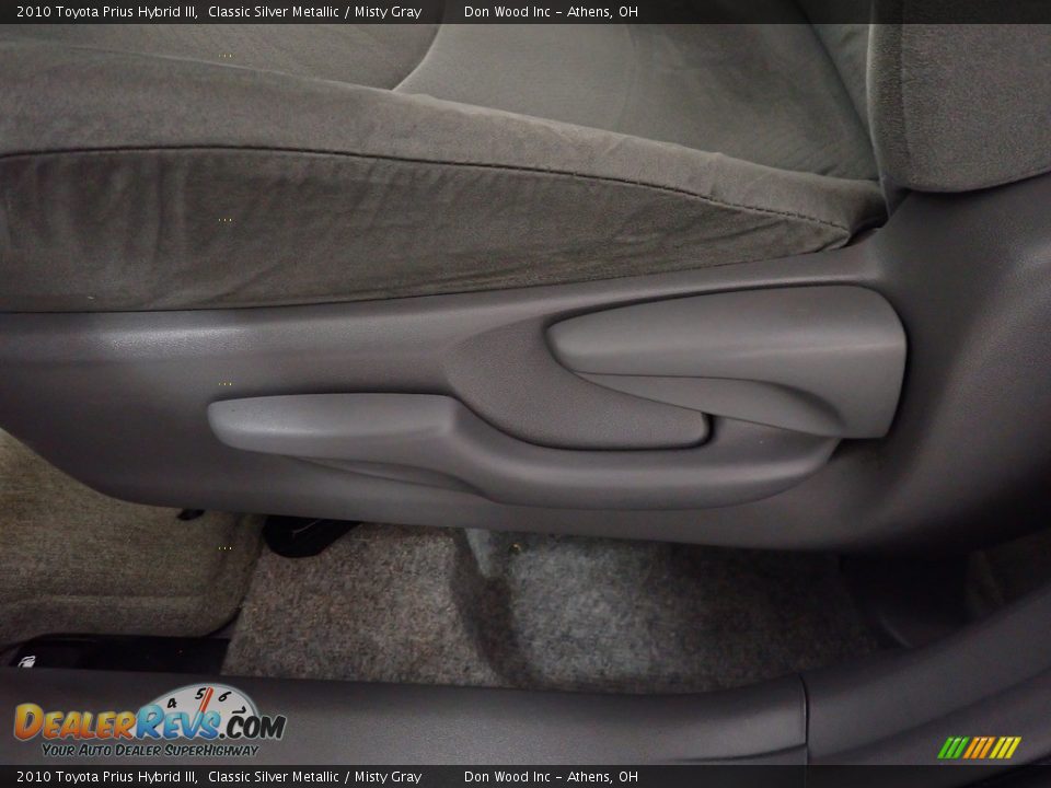 2010 Toyota Prius Hybrid III Classic Silver Metallic / Misty Gray Photo #20