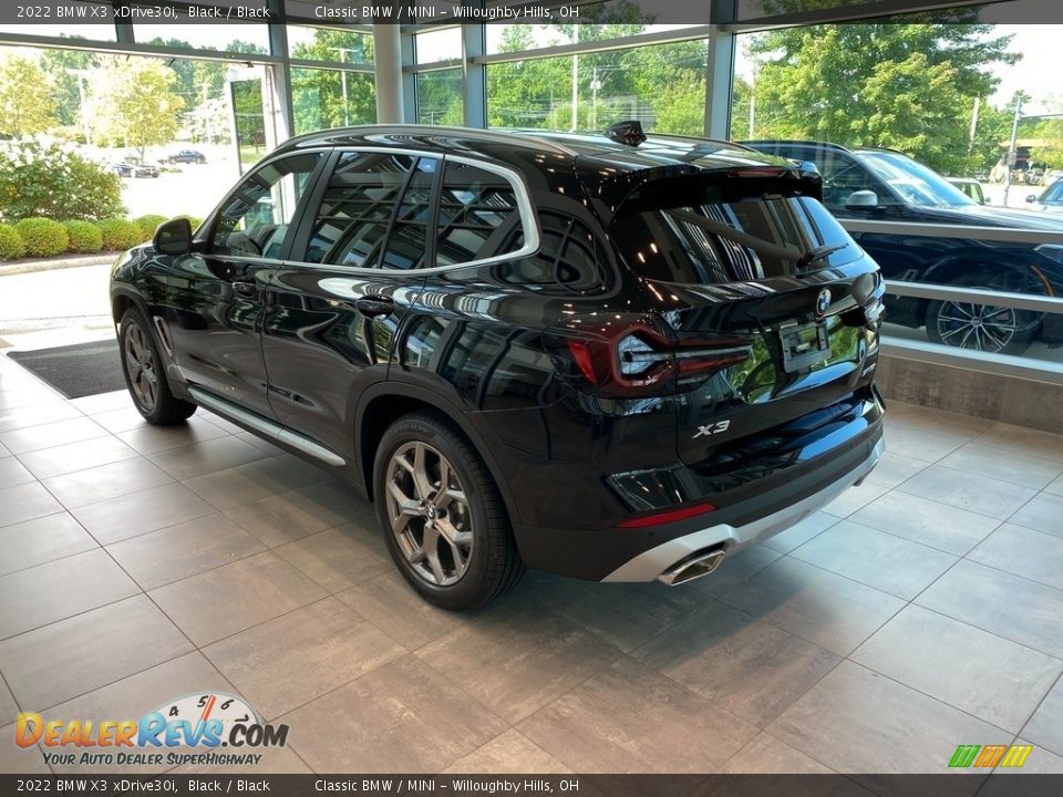 2022 BMW X3 xDrive30i Black / Black Photo #2