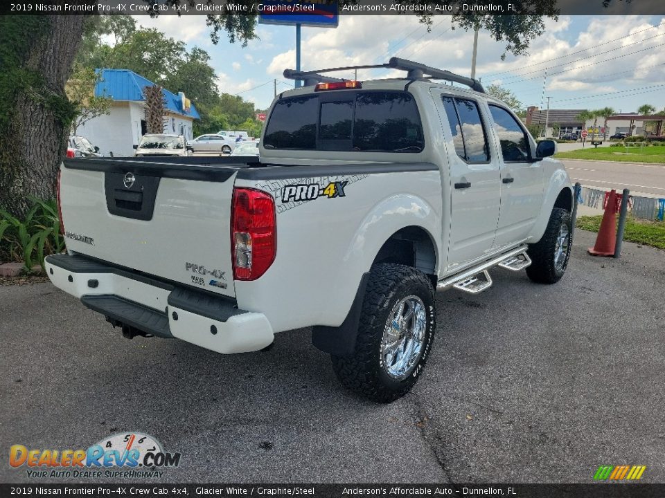2019 Nissan Frontier Pro-4X Crew Cab 4x4 Logo Photo #3