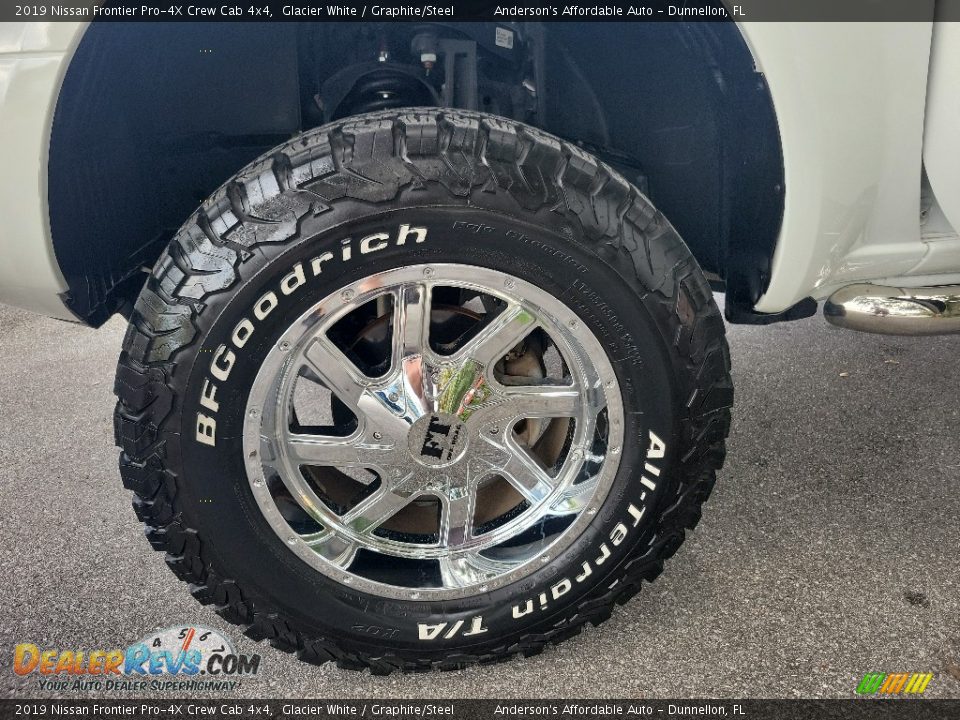 2019 Nissan Frontier Pro-4X Crew Cab 4x4 Glacier White / Graphite/Steel Photo #13