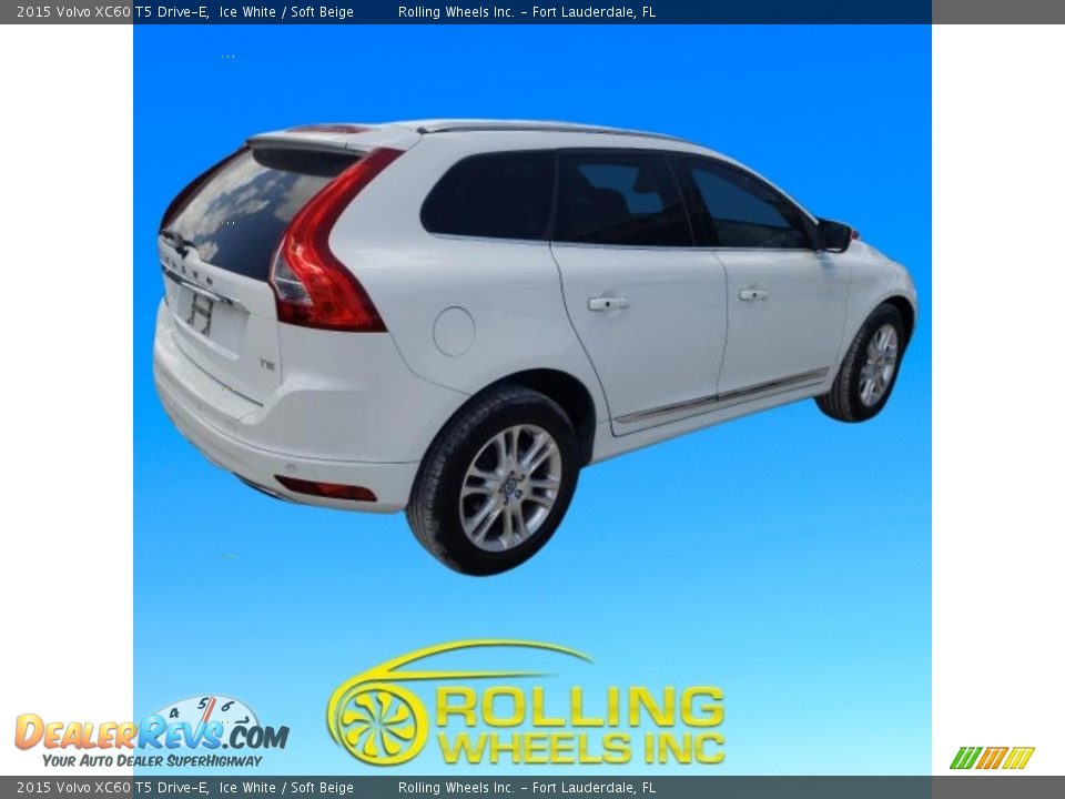 2015 Volvo XC60 T5 Drive-E Ice White / Soft Beige Photo #3