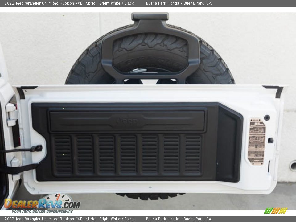 2022 Jeep Wrangler Unlimited Rubicon 4XE Hybrid Bright White / Black Photo #31