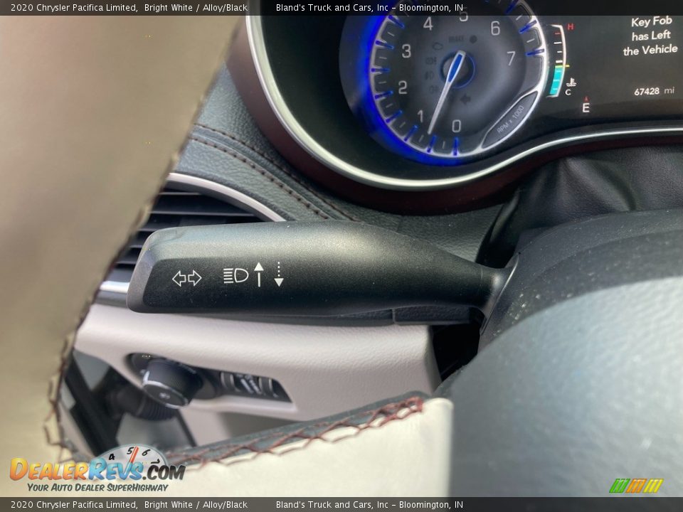 2020 Chrysler Pacifica Limited Bright White / Alloy/Black Photo #15