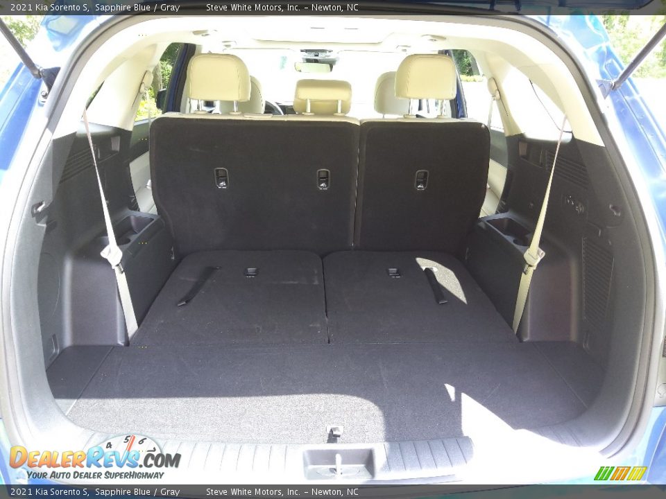 2021 Kia Sorento S Trunk Photo #17