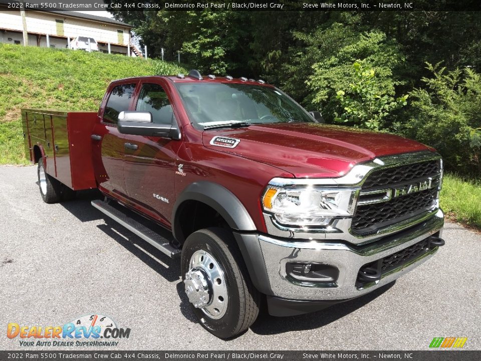 Front 3/4 View of 2022 Ram 5500 Tradesman Crew Cab 4x4 Chassis Photo #4