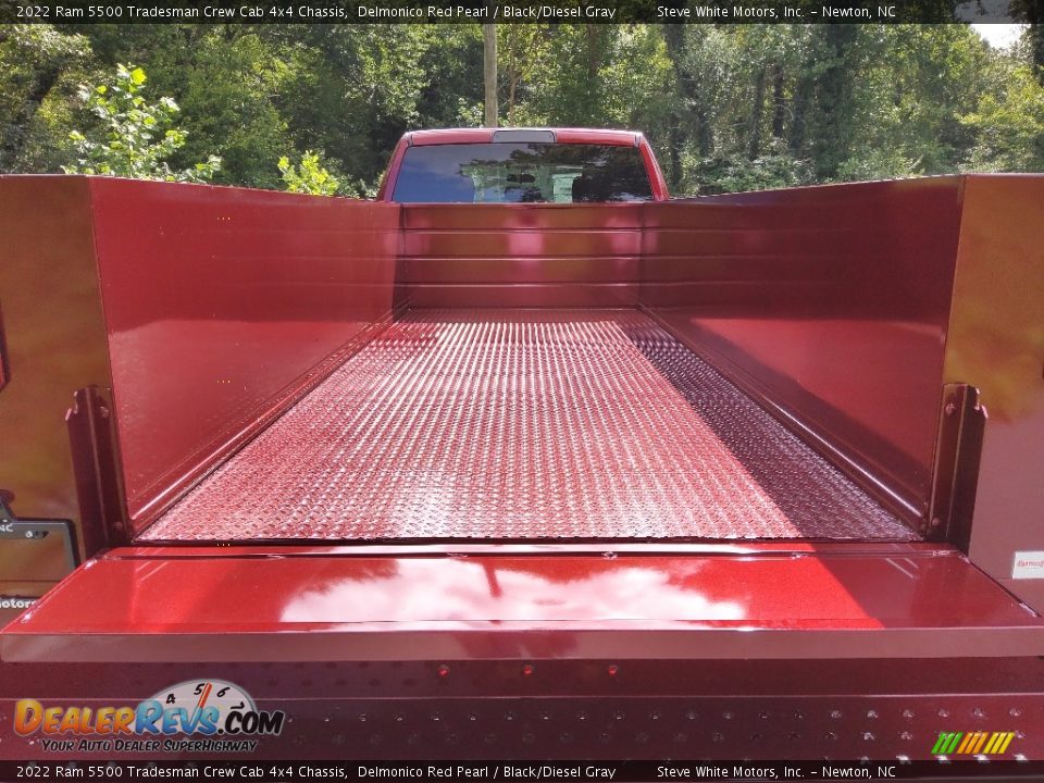 2022 Ram 5500 Tradesman Crew Cab 4x4 Chassis Delmonico Red Pearl / Black/Diesel Gray Photo #7