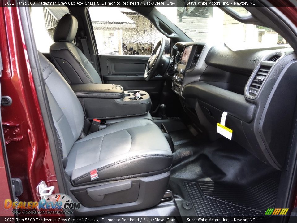Front Seat of 2022 Ram 5500 Tradesman Crew Cab 4x4 Chassis Photo #18