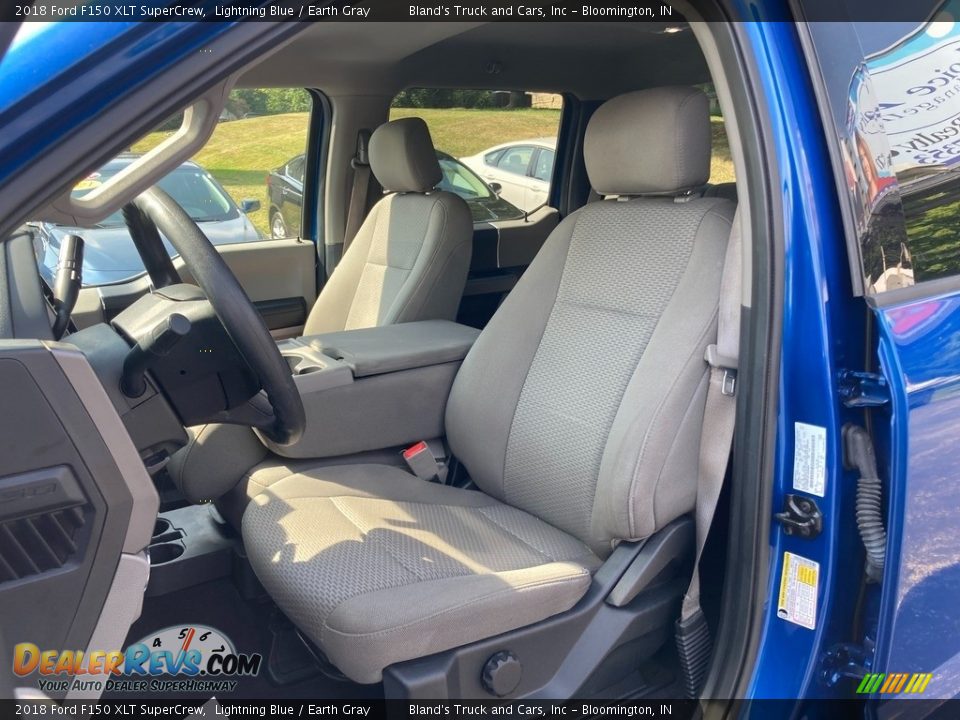 Front Seat of 2018 Ford F150 XLT SuperCrew Photo #12