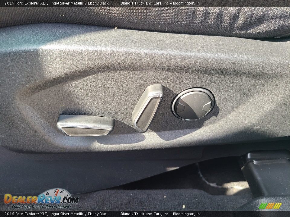 2016 Ford Explorer XLT Ingot Silver Metallic / Ebony Black Photo #6