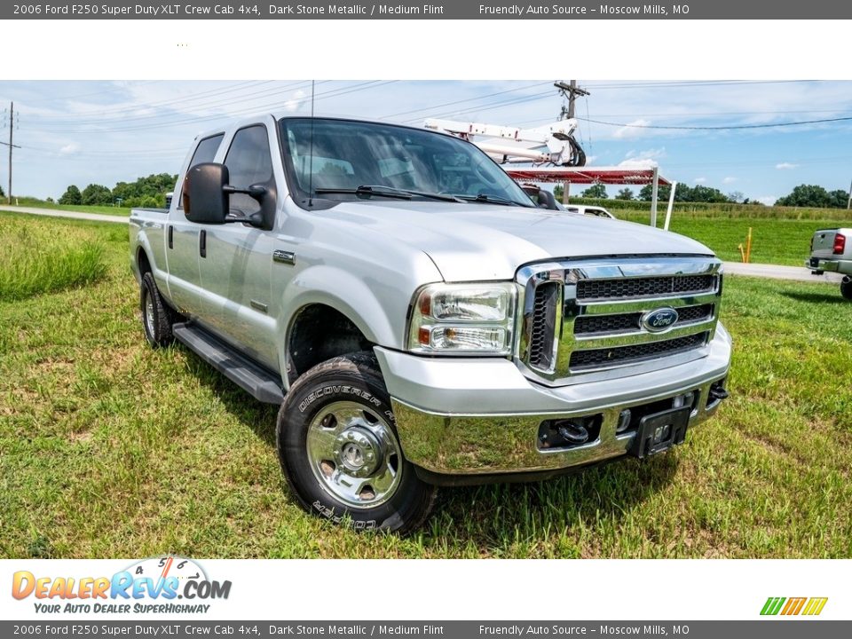 2006 Ford F250 Super Duty XLT Crew Cab 4x4 Dark Stone Metallic / Medium Flint Photo #1