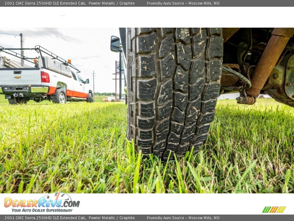 2001 GMC Sierra 2500HD SLE Extended Cab Pewter Metallic / Graphite Photo #19