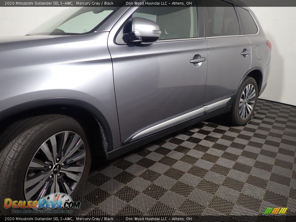 2020 Mitsubishi Outlander SEL S-AWC Mercury Gray / Black Photo #11