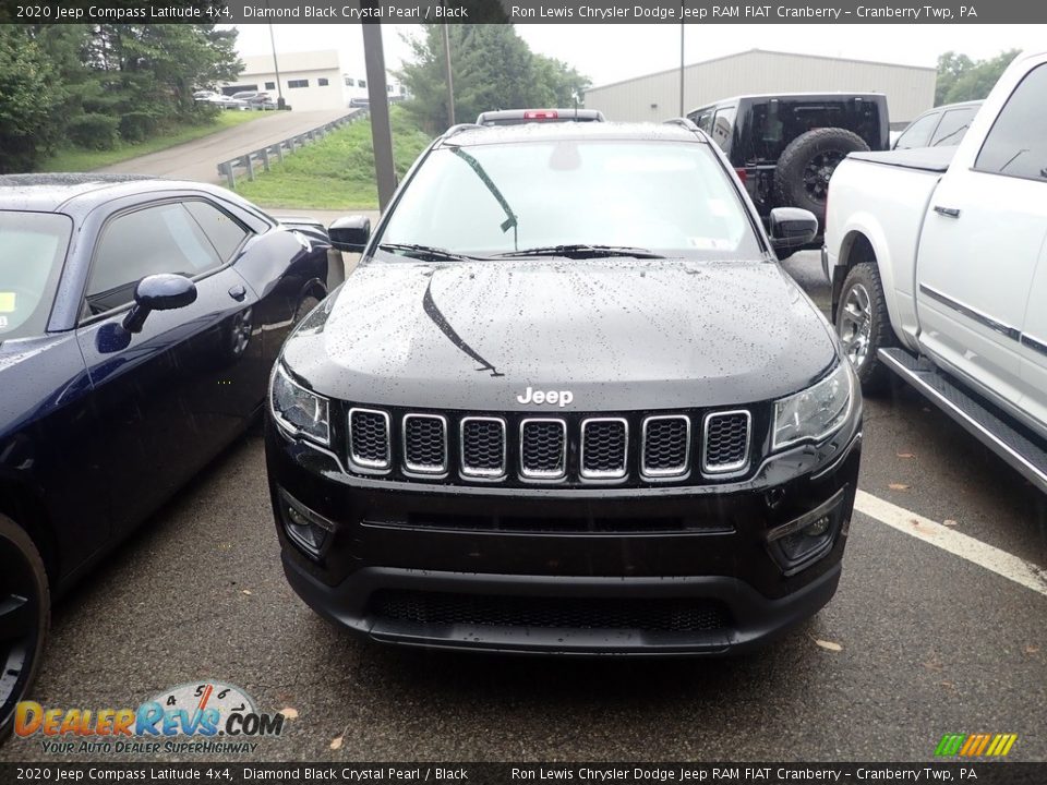 2020 Jeep Compass Latitude 4x4 Diamond Black Crystal Pearl / Black Photo #2