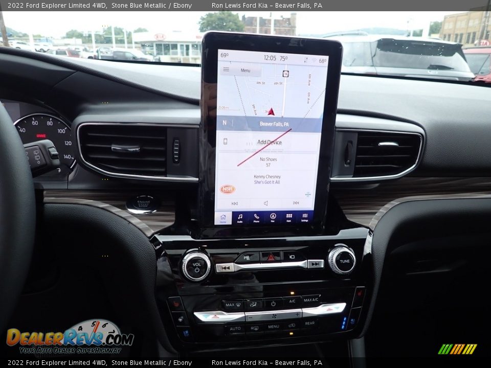 Controls of 2022 Ford Explorer Limited 4WD Photo #17